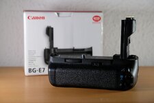 Canon BG-E7 - 3.jpg