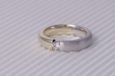 Ring_BeDe_wt-1200.jpg