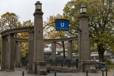 U-Bahnhof Heidelberger Platz Berlin 4a.jpg