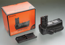 SONY_VG-C90AM_Batteriegriff_1.jpg