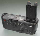 SONY_VG-C90AM_Batteriegriff_4.jpg