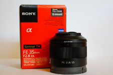 Sony Zeiss 35 F28 A.JPG