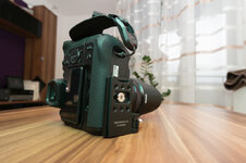 NX1 - Clutch Handschlaufe + Carry Speed F1 Kameraplatte-9980.jpg
