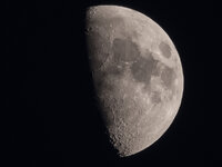 Mond-20maerz2013.jpg