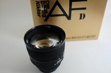 Nikon 85 1 (2).jpg