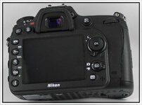 Nikon_D7200-2.jpg