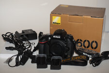 Nikon-312259.jpg