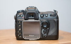 Nikon-D200-02.jpg