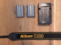 Nikon-D200-03.jpg