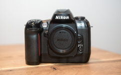Nikon-D100-01.jpg