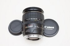 canon_ef_28-135is_2_tn.jpg