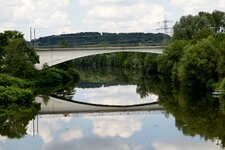 ...eine_Brücke_an_der_Ruhr.jpg