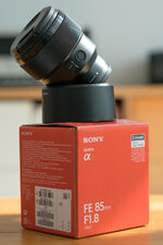 Sony 85 1.8_a.jpg