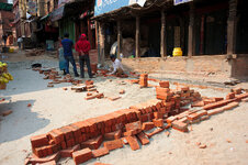 Bhaktapur Straßenbaustelle.jpg