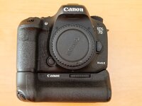 Canon_7DII_02.jpg