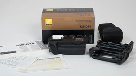 Nikon BG-14.JPG