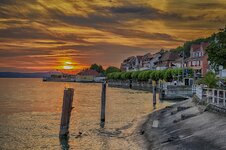 Abenddämmerung In Meersburg!.jpg