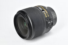 Nikon AF-S 35 mm F1.8G ED 02.JPG verkleinert.JPG