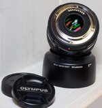 Olympus 50 mm Makro (2 von 2).JPG
