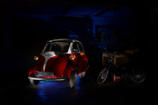 Composing1Isetta +blau END-DSLR1200.jpg