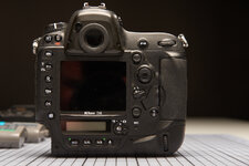 Nikon D4 2.jpg