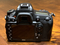 Nikon D610 -2.jpg