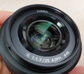 lumix25_small_2.jpg