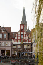 20190407_Lueneburg_6D2_231d_Am-Stintmarkt-Forum.jpg