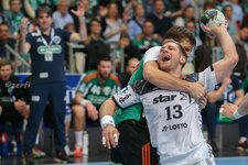 comp_TSV Hannover Burgdorf vs THW Kiel-2294.jpg