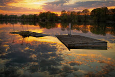 Abendstimmung am Baggersee.jpg