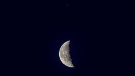 moonsat01.jpg