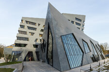 20200411_Leuphana_6D2_008c-Forum.jpg