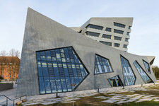 20200411_Leuphana_6D2_013c-Forum.jpg