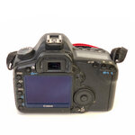 Canon EOS 5D Mark II_02.jpg