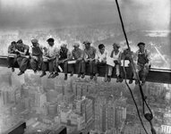 lunchtime-atop-a-skyscraper.jpg