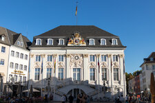 20180930_Bonn284c_Marktplatz_Rathaus-forum.jpg