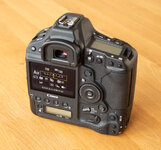 canon-1dx-ii-dslrforum-4.jpg