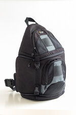 LowePro SlingShot 200 AW.jpg