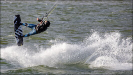 KiteSurfer-R-11-800-8354.jpg