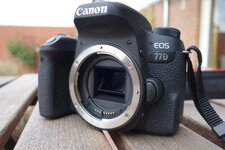 Canon 77d_2.jpg