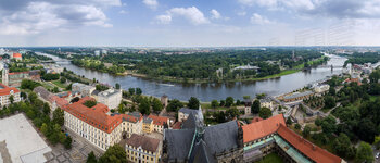 Panoramablick vom Magdeburger Dom in Richtung Osten Wasserzeichen.jpg