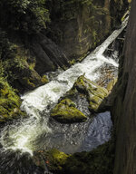 FlussSchlucht.jpg