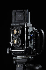 Black Beauty Mamiya C330 Professional S Kopie.jpg