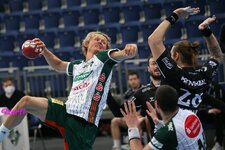 comp_TSV Hannover Burgdorf vs THW Kiel-0221.jpg