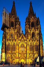 Kölner Dom Hauptportal 01-04-13-g.jpg