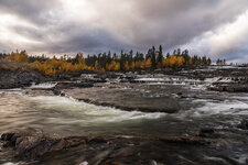 09-2021-SW-Vildmarksvägen-Wasserfall-10-1200.jpg