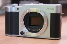 Fujifilm_X-A5_02.jpg