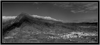 valle mit mond0001-Pano.jpg