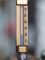 2M160011 Hafenmuseum Thermometer 601x800 250KB.jpg