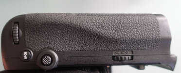 D850 Batteriegriff und Akkus-7504-28. Mai 2022.jpg